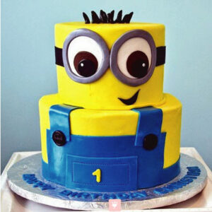 Minion cake